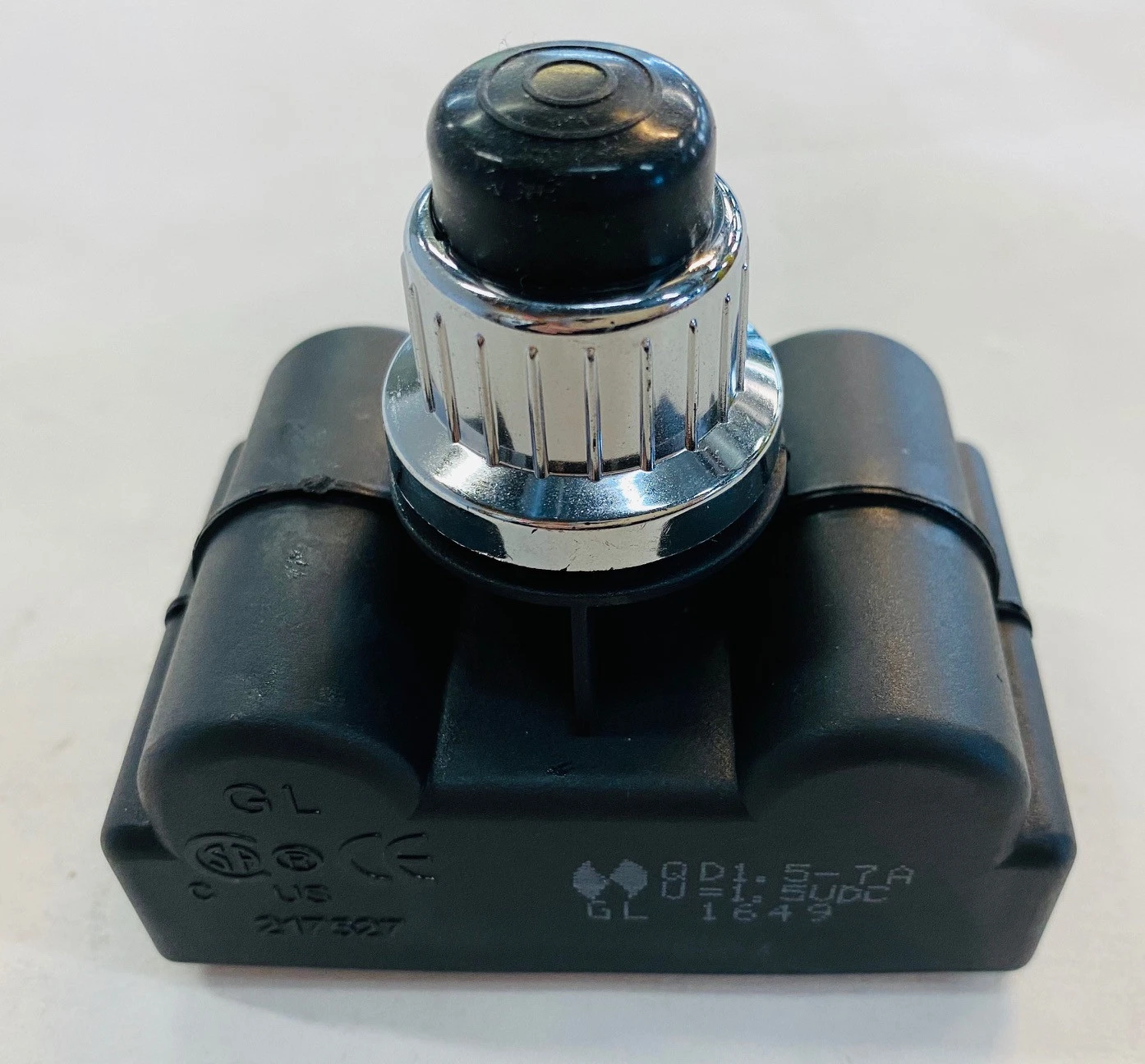 7 Outlet Battery Powered Ignitor - 03377 1 7 Outlet Battery Powered Ignitor - 03377